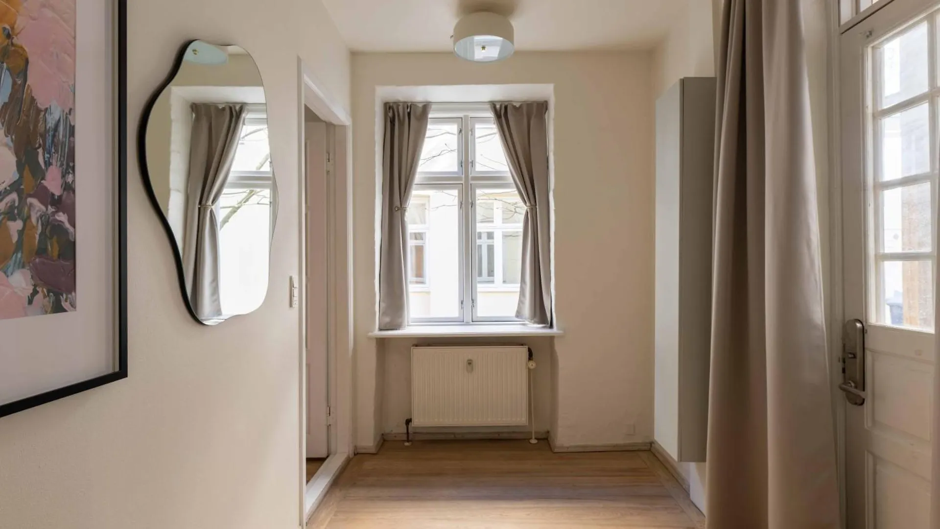 Cozy And Contemporary Ground Floor Retreat Apartment Copenhagen
